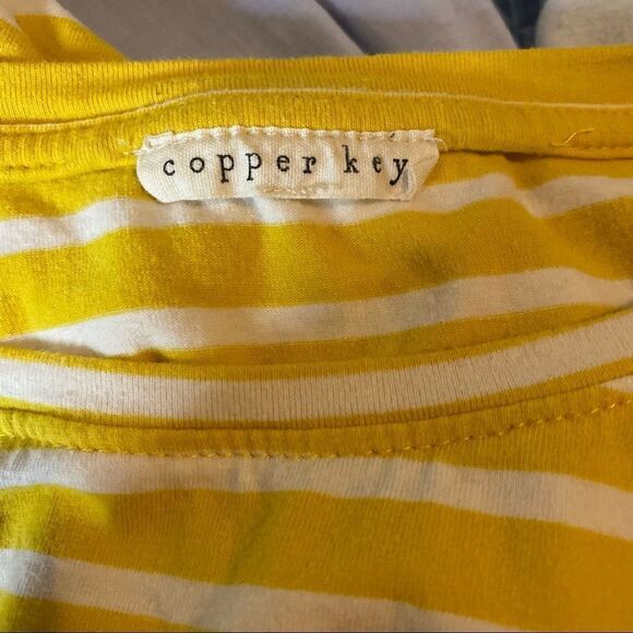 COPPER Key Yellow Striped Aesthetically Front Cut Short Sleeve T-Shirt - Picture 7 of 7